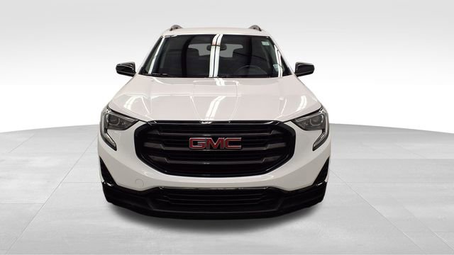 Used 2020 GMC Terrain SLE w/ Driver Convenience Package image 3