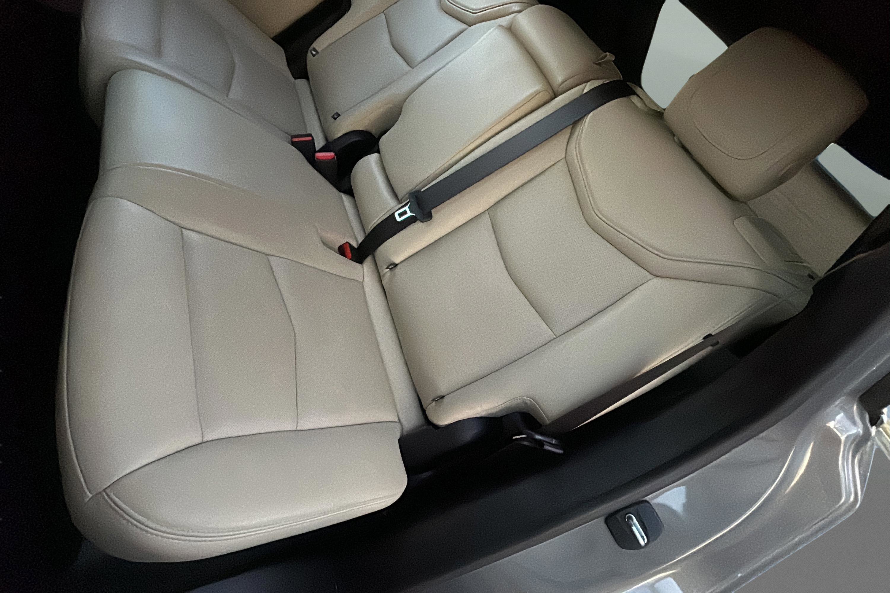 Used 2018 Cadillac XT5 Luxury w/ Driver Awareness Package image 22