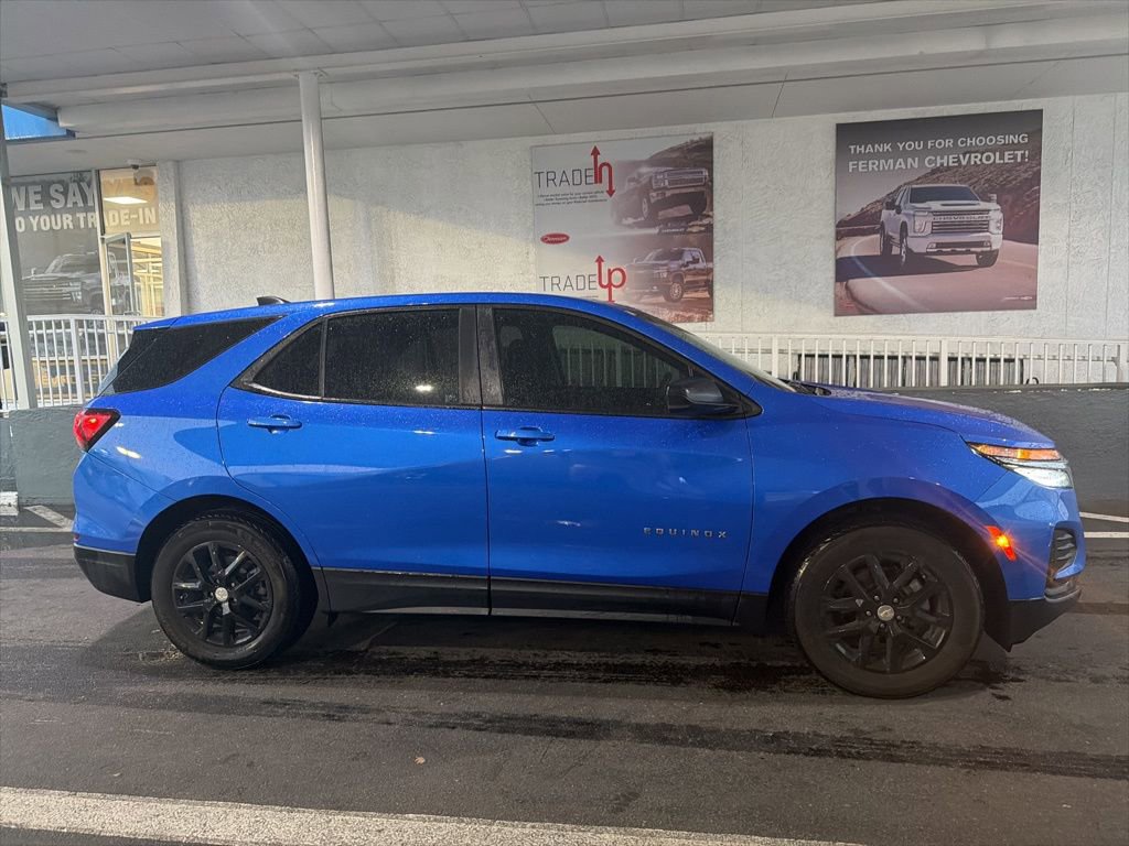 Certified 2024 Chevrolet Equinox LS w/ Driver Confidence II Package image 3