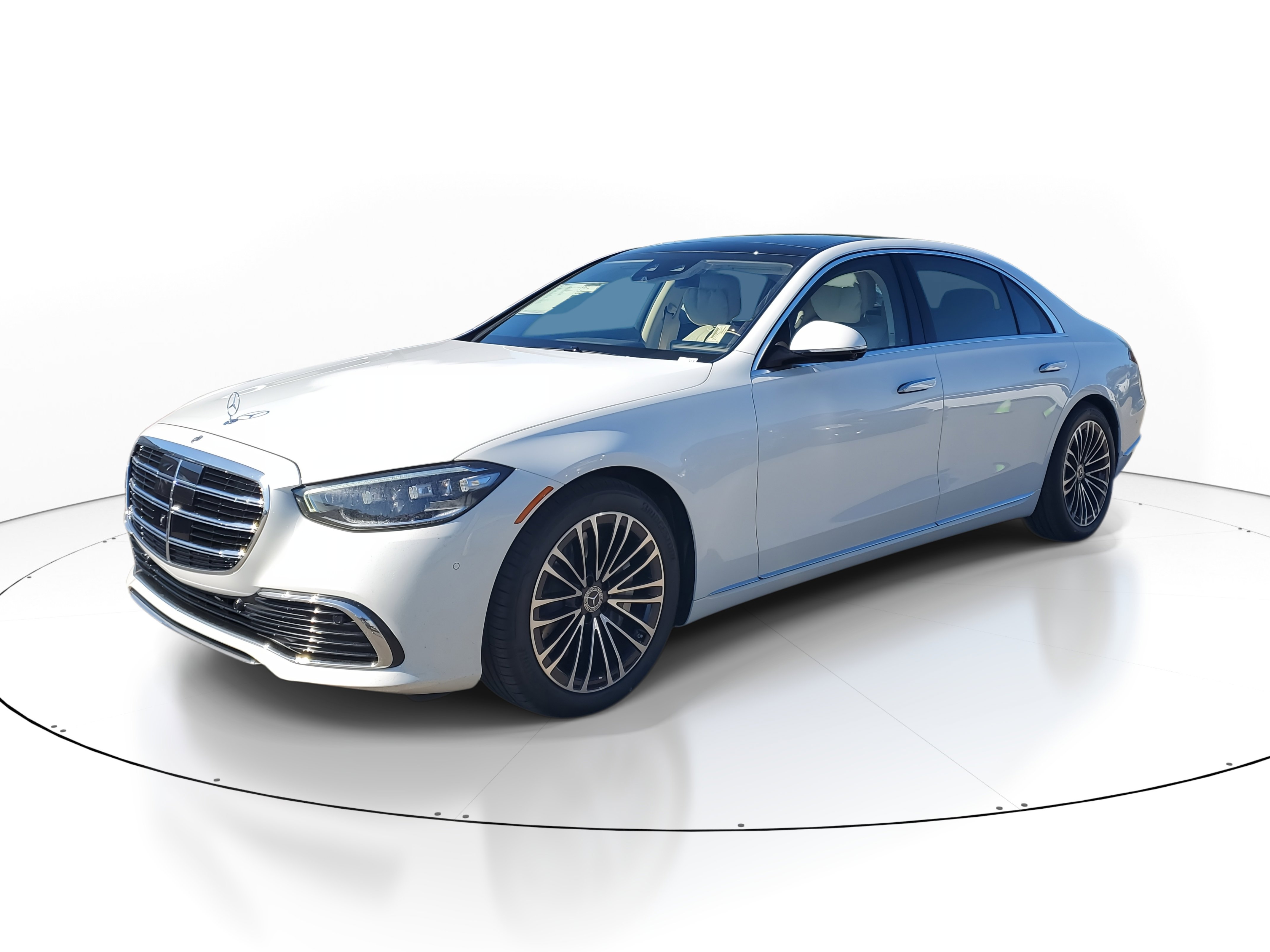 New 2026 Mercedes-Benz S 500 4MATIC image 2