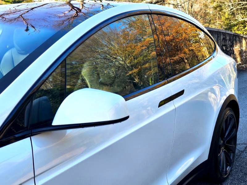 Used 2023 Tesla Model X Plaid image 12