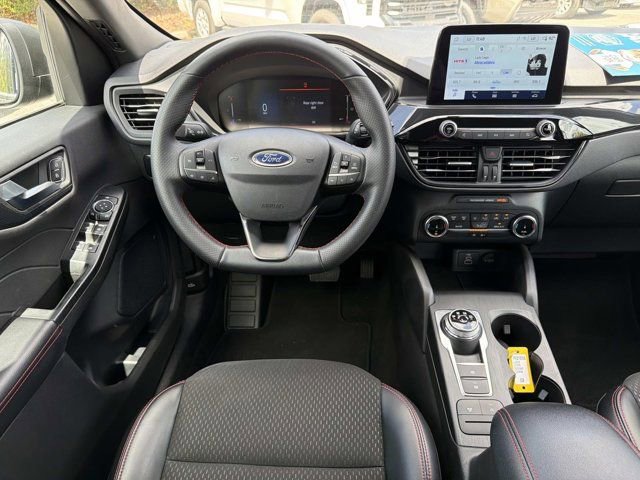 Used 2025 Ford Escape ST-Line AWD/4WD image 24