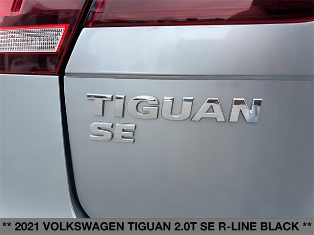 Used 2021 Volkswagen Tiguan SE R-Line w/ 3rd Row Seat Package image 16