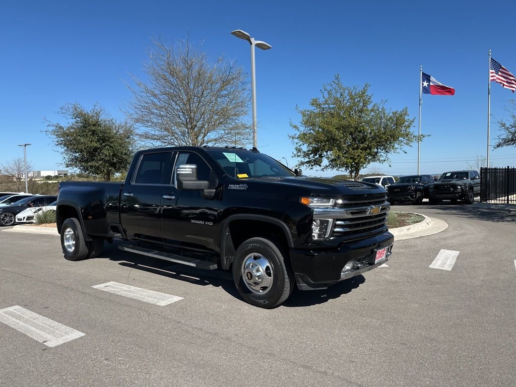 Used 2021 Chevrolet Silverado 3500 High Country video 1