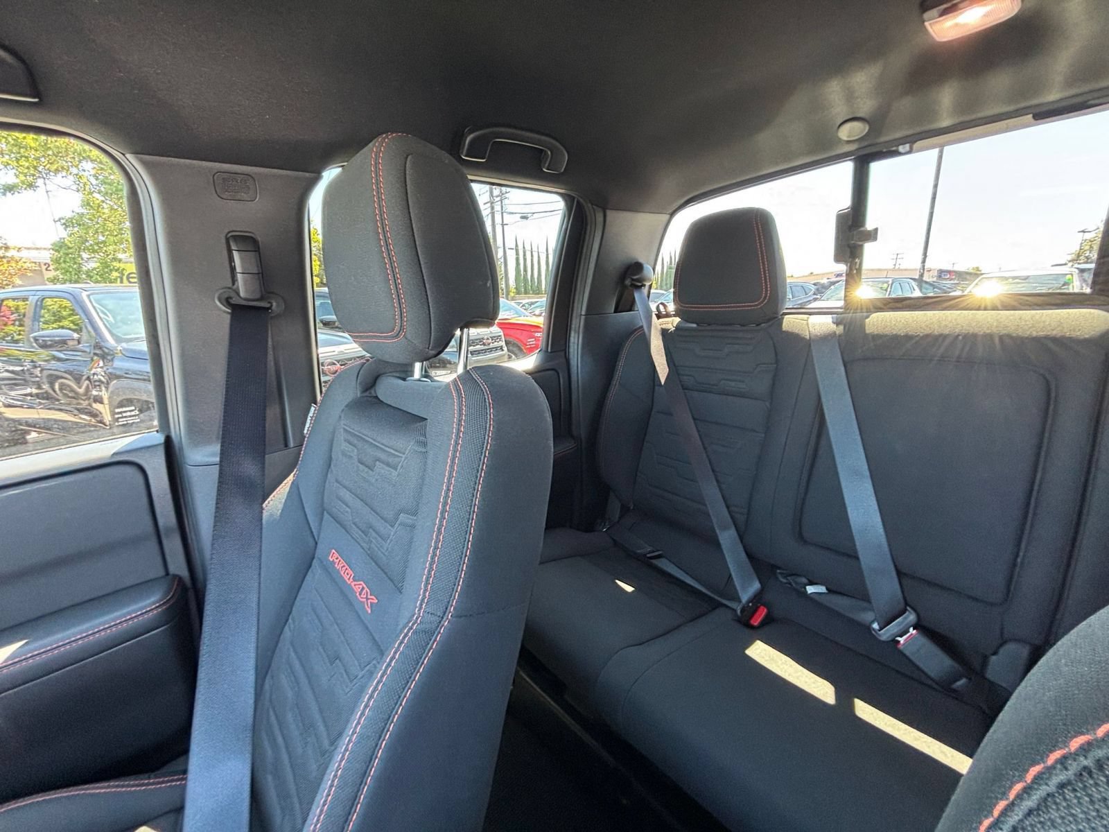 Used 2026 Nissan Frontier PRO-4X AWD/4WD image 38