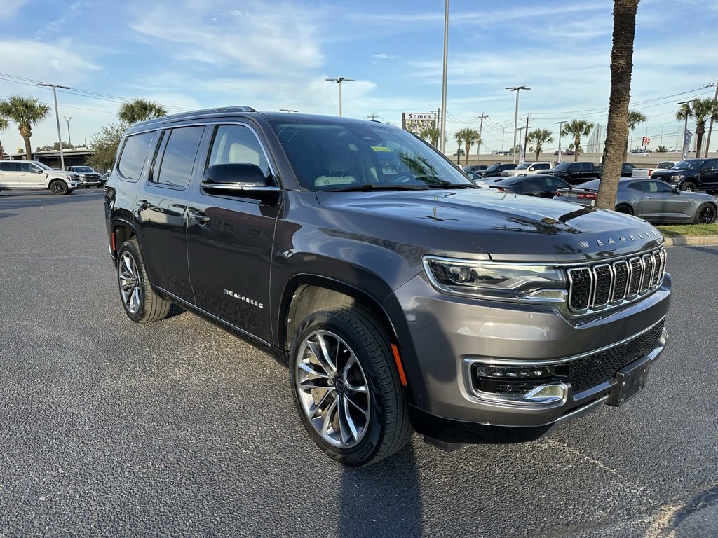 Used 2024 Jeep Wagoneer Series III w/ Premium Group I image 8