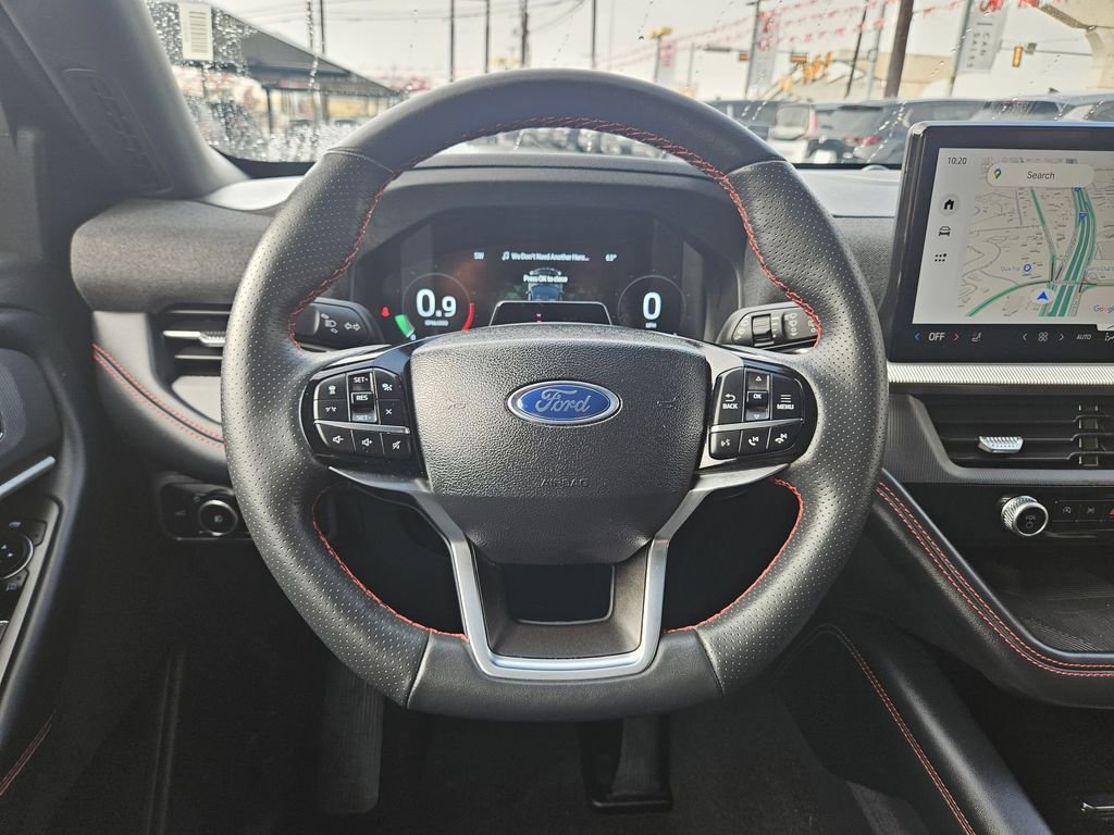 Used 2025 Ford Explorer ST-Line w/ ST-Line Street Pack image 22