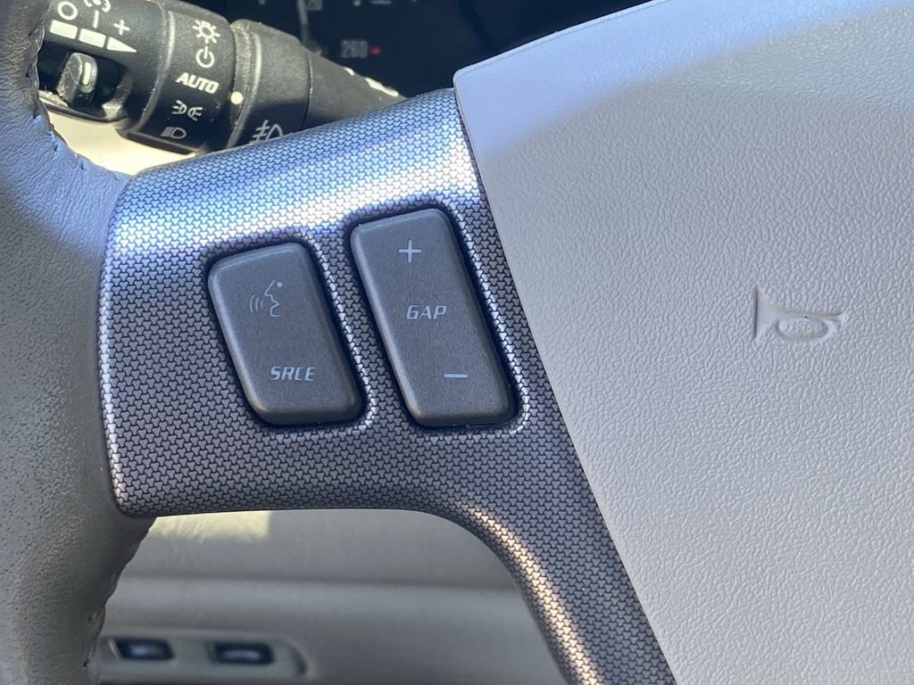 Used 2005 Cadillac XLR RWD image 23