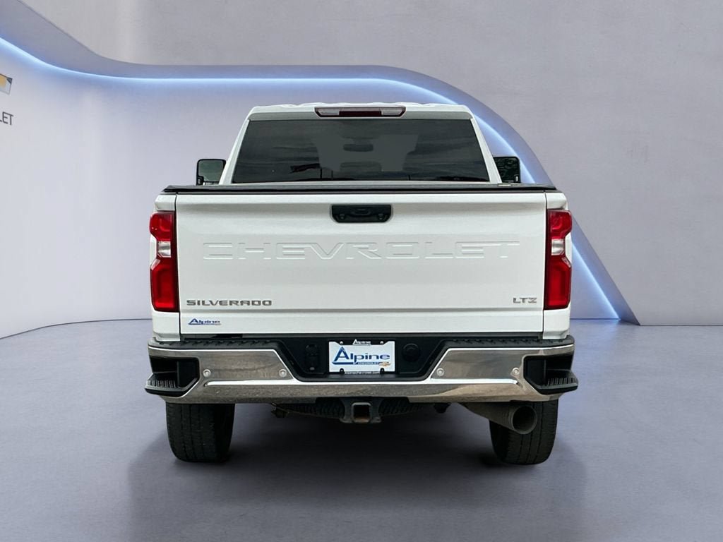 Used 2022 Chevrolet Silverado 2500 LTZ w/ Safety Package AWD/4WD image 4
