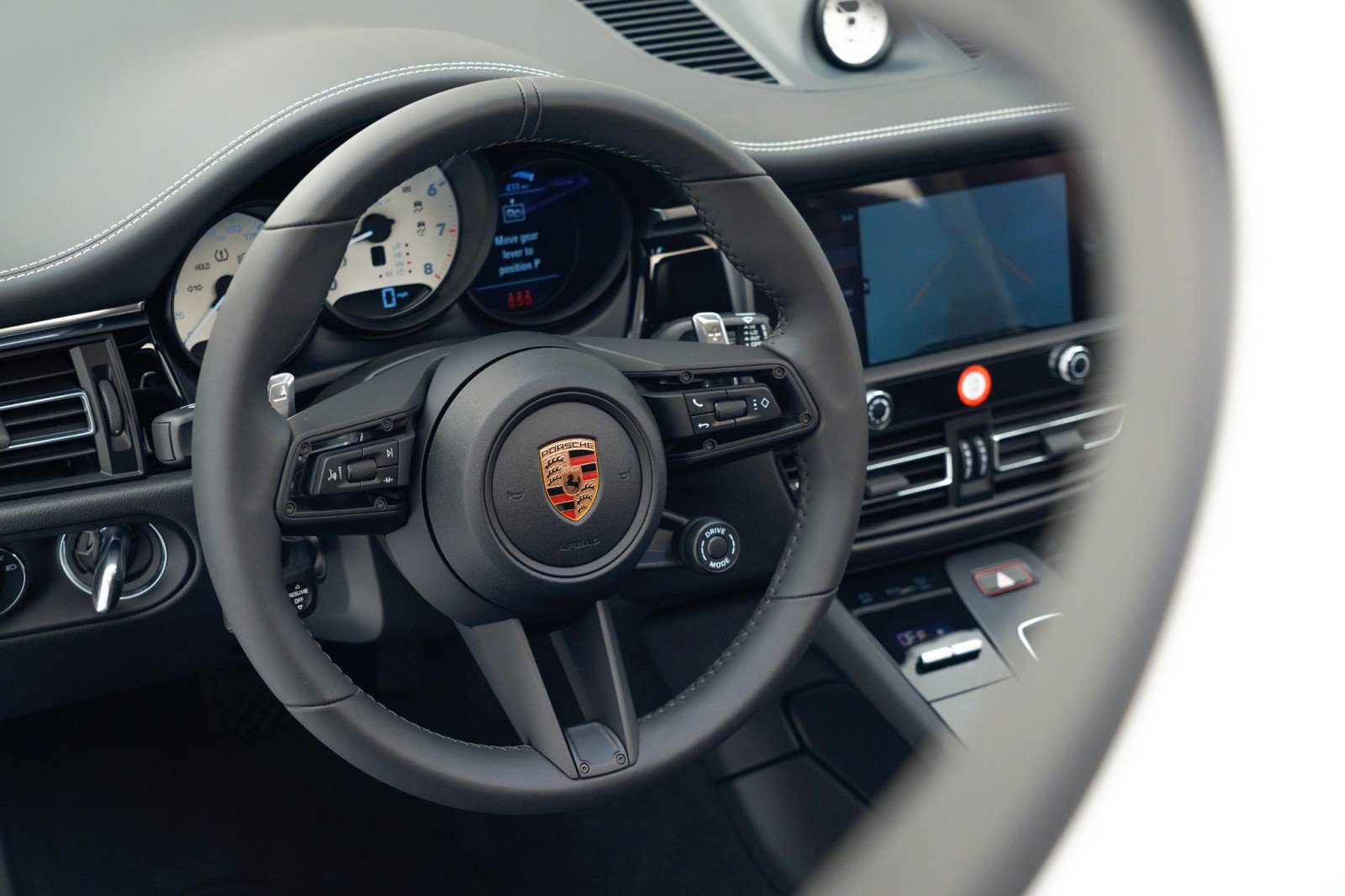 New 2026 Porsche Macan Turbo image 23