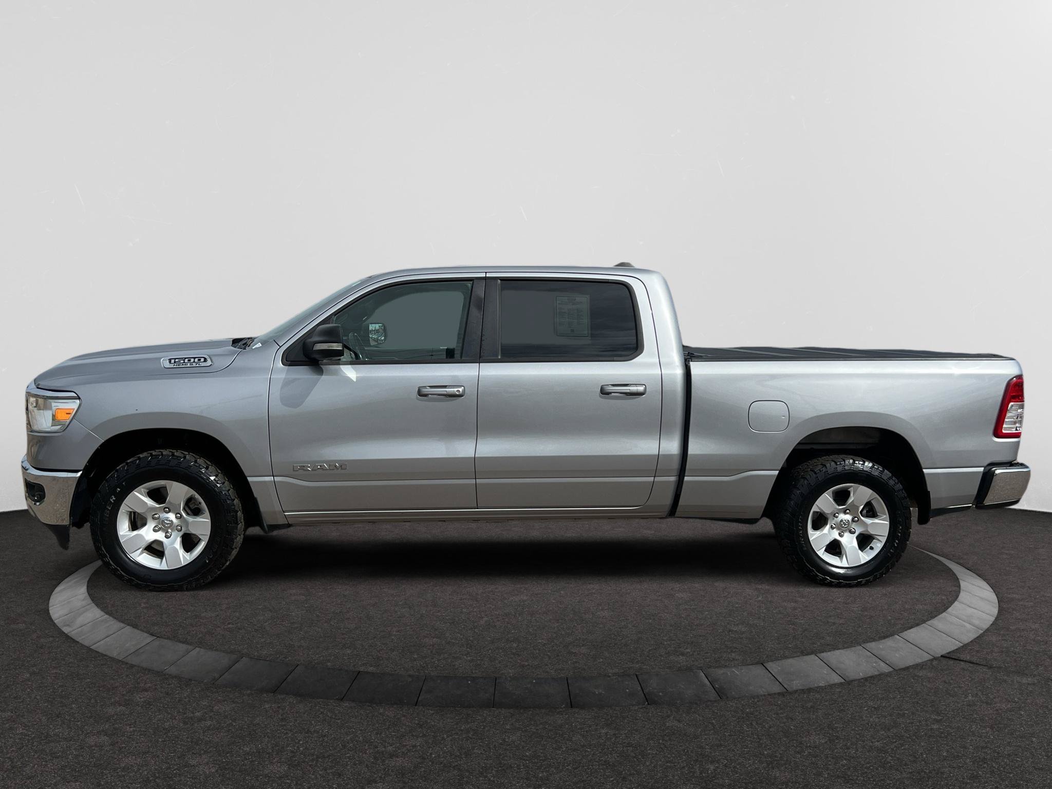 Used 2022 RAM 1500 Big Horn AWD/4WD image 1