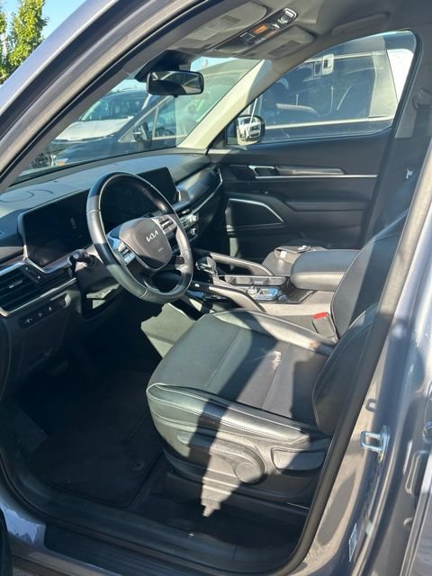 Used 2024 Kia Telluride LX FWD image 9