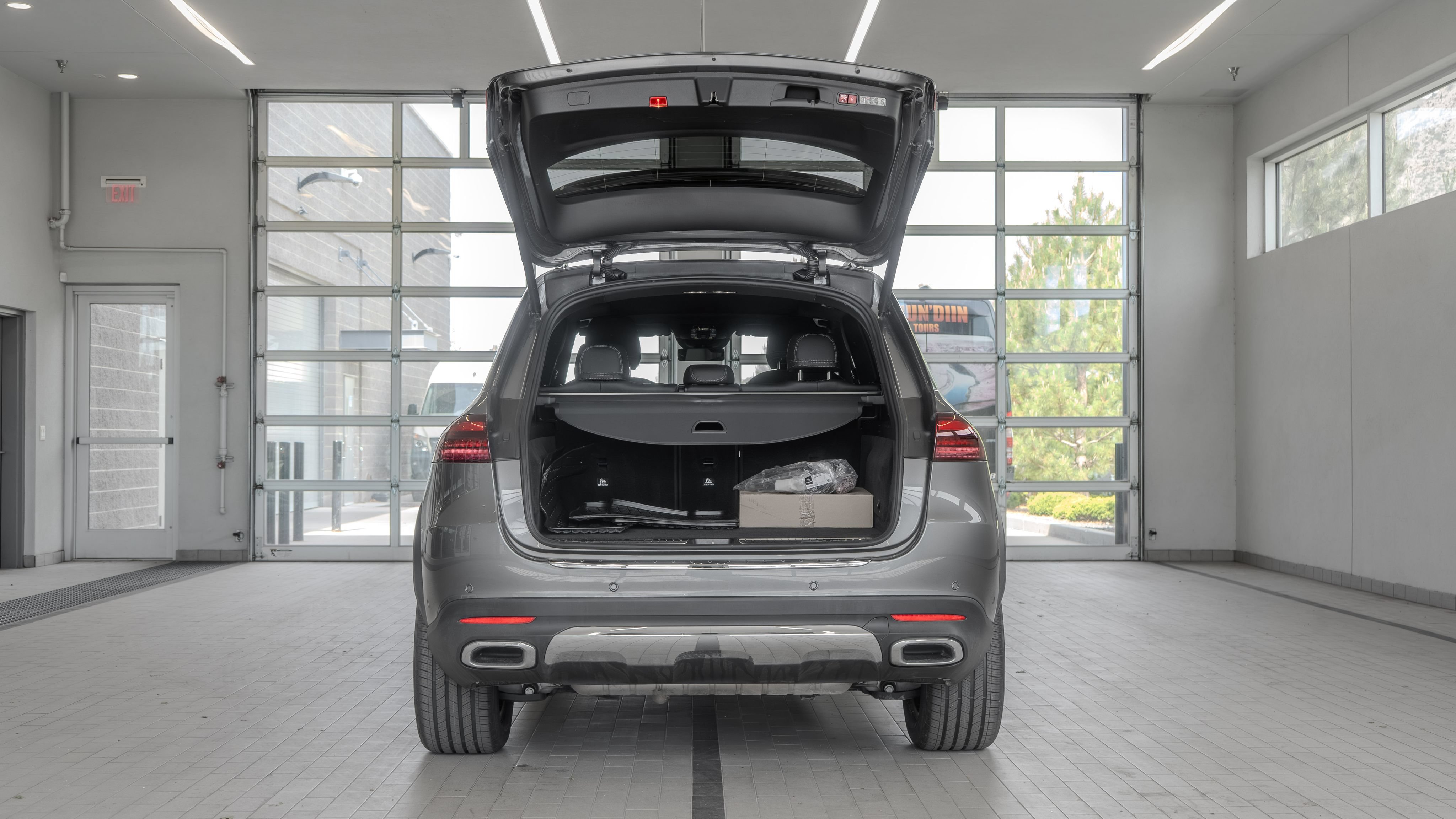 Certified 2025 Mercedes-Benz GLE 450e 4MATIC image 16