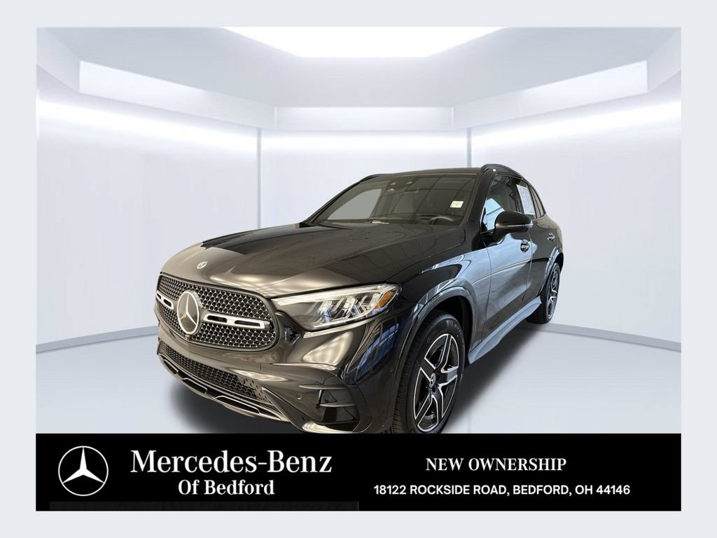Used 2026 Mercedes-Benz GLC 300 4MATIC image 1