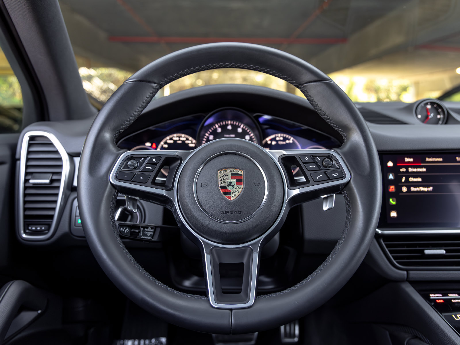 Certified 2023 Porsche Cayenne S Platinum AWD/4WD image 29