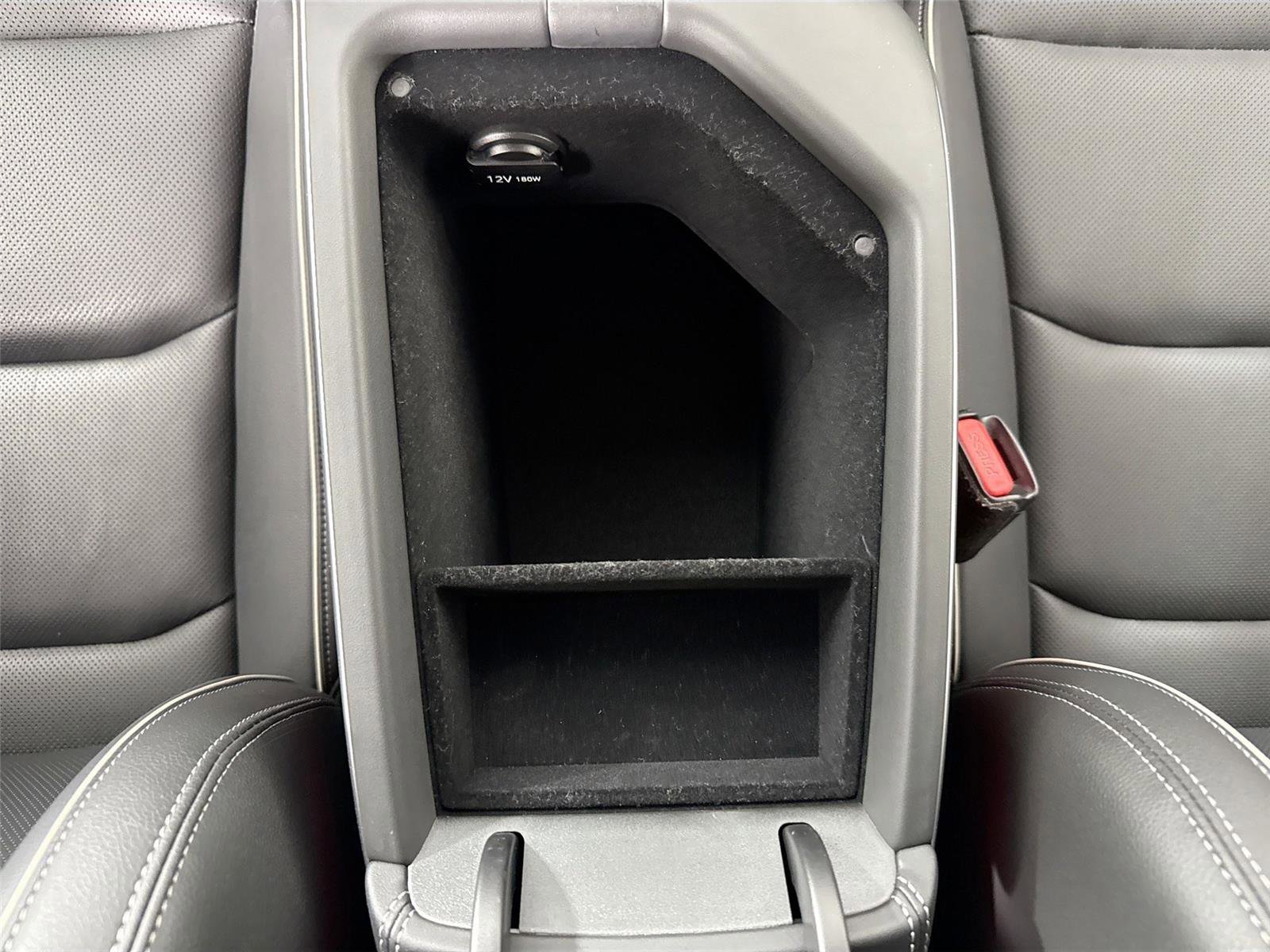 Used 2024 Genesis GV70 2.5T w/ Advanced Package image 36