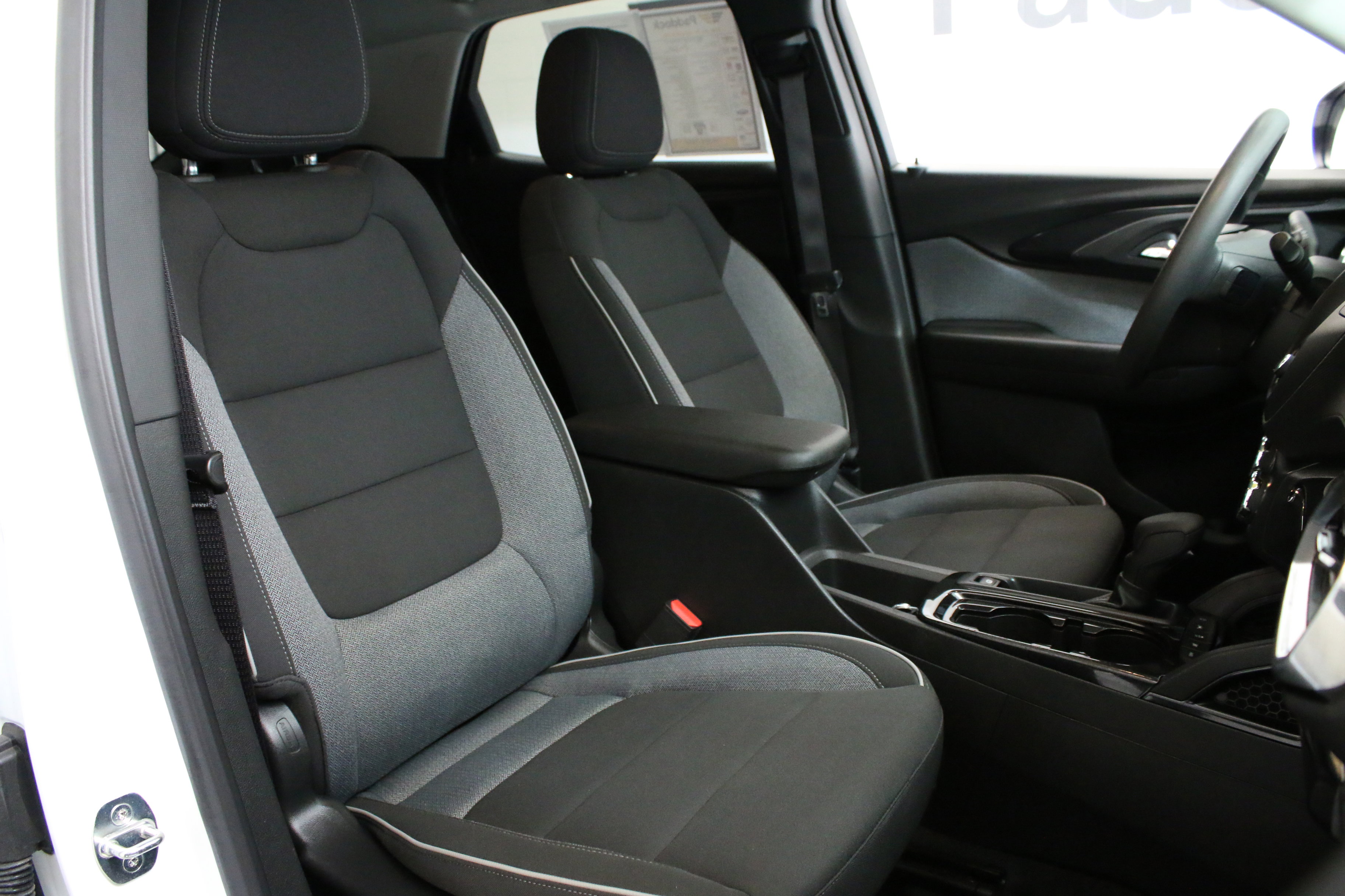 Used 2023 Chevrolet TrailBlazer LT image 31