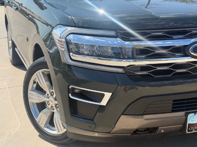 Used 2022 Ford Expedition King Ranch AWD/4WD image 6