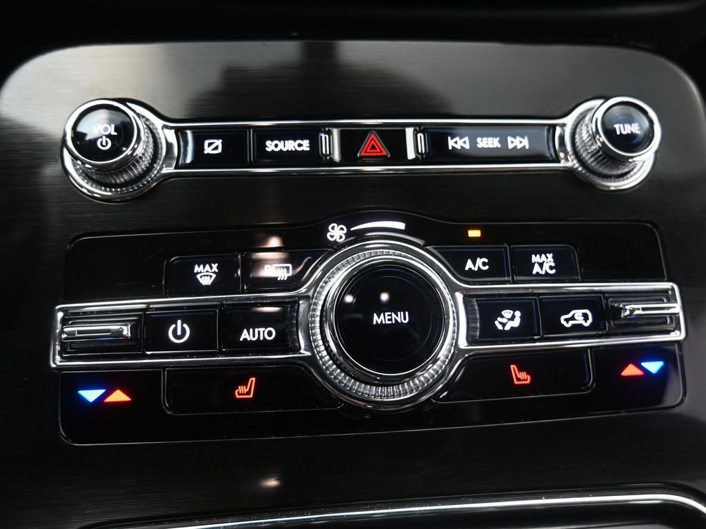 Used 2022 Lincoln Nautilus AWD w/ Premium Package image 19