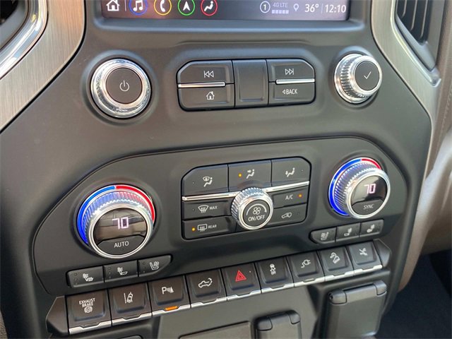 Used 2022 GMC Sierra 3500 Denali w/ Denali Ultimate Package image 24