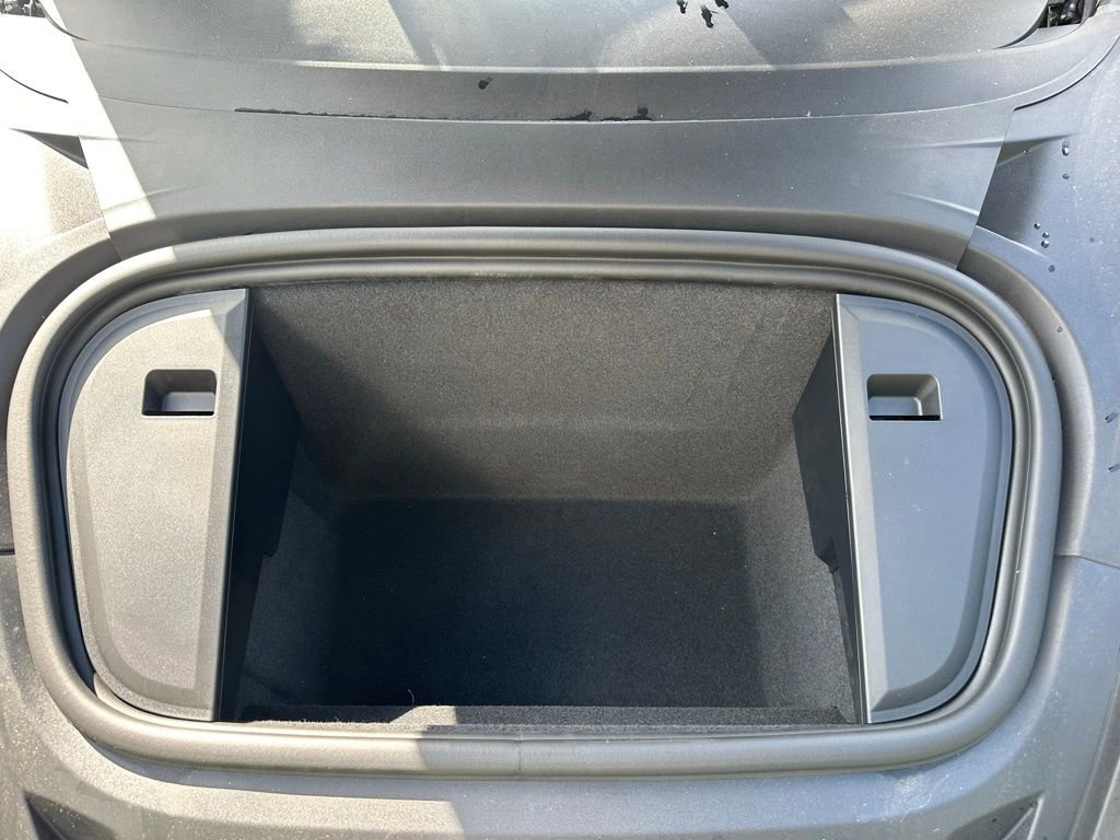 Used 2025 Porsche Taycan Turbo S image 35