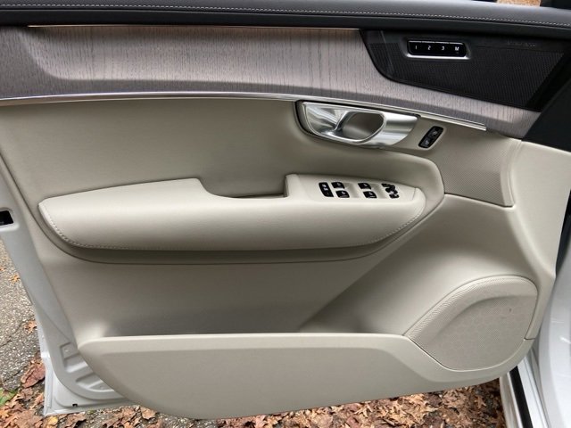 New 2026 Volvo XC90 B6 Ultra image 12