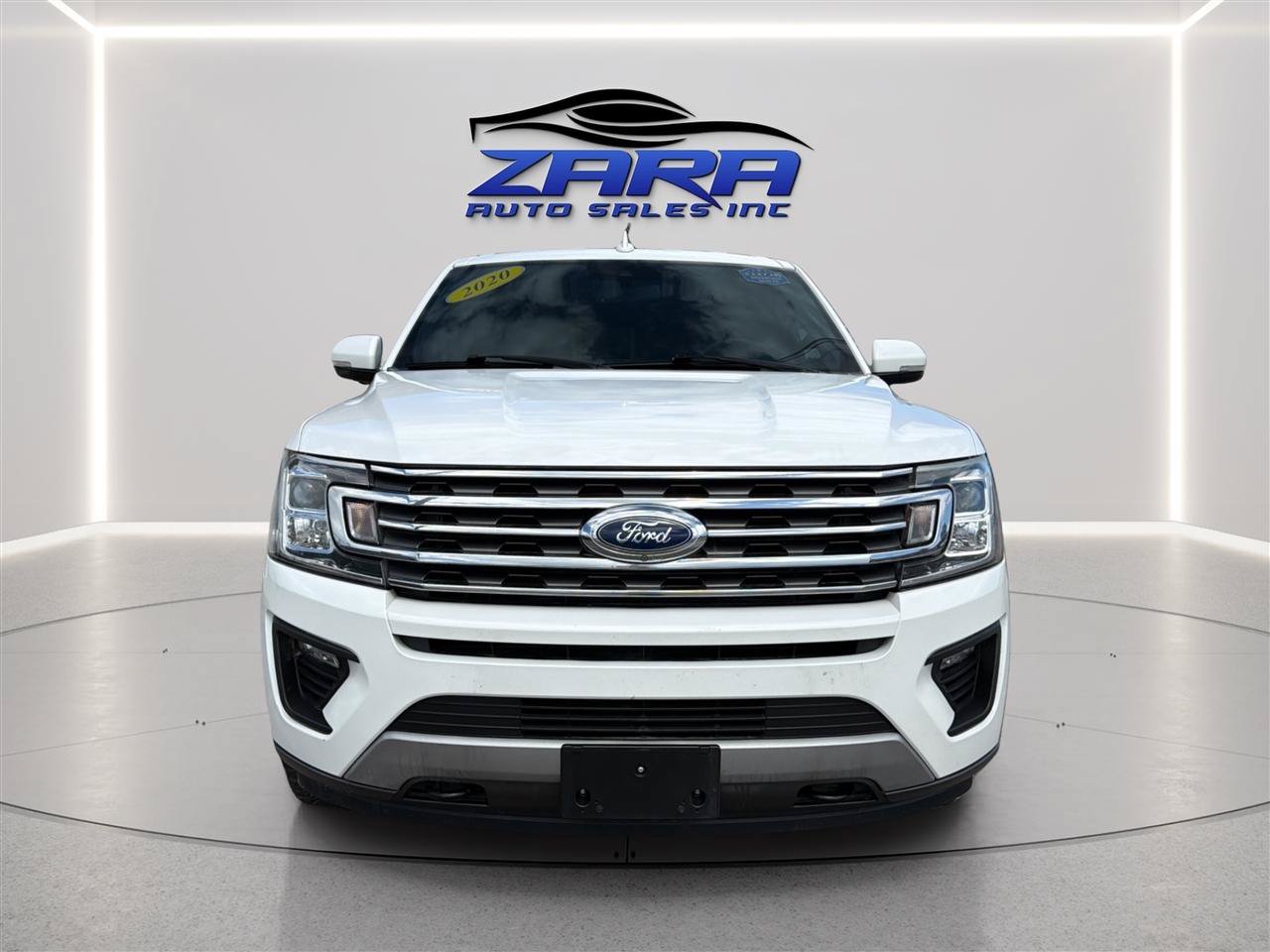 Used 2020 Ford Expedition Max XLT w/ Equipment Group 202A AWD/4WD image 2