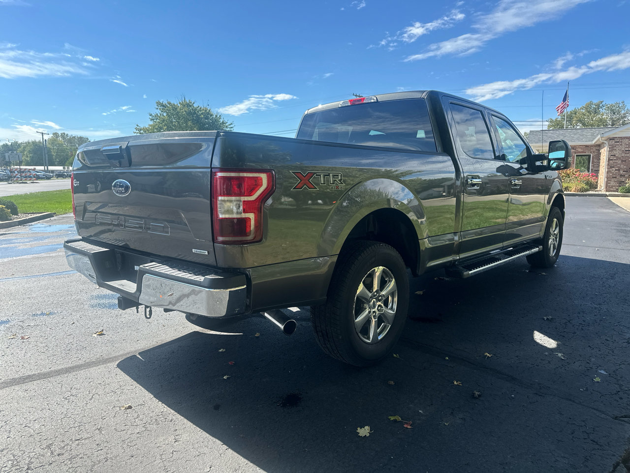 Used 2019 Ford F150 XLT w/ Equipment Group 301A Mid image 4
