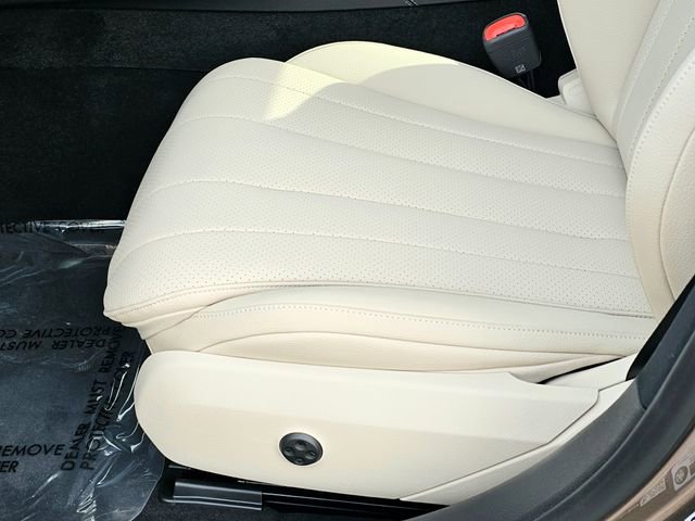 New 2026 Mercedes-Benz E 350 4MATIC Sedan image 17