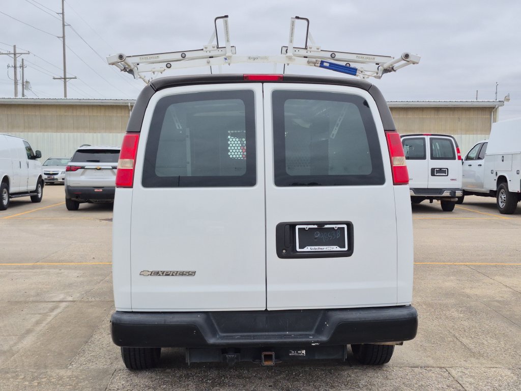 Used 2015 Chevrolet Express 2500 RWD image 6
