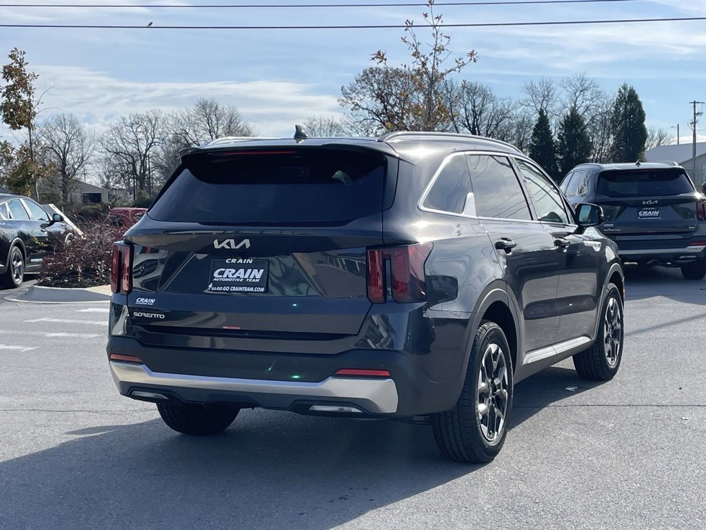 New 2026 Kia Sorento S w/ S Panoramic Sunroof Package image 7