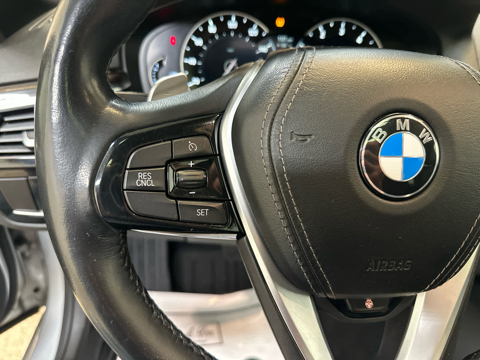 Used 2019 BMW 530i xDrive w/ Convenience Package image 23