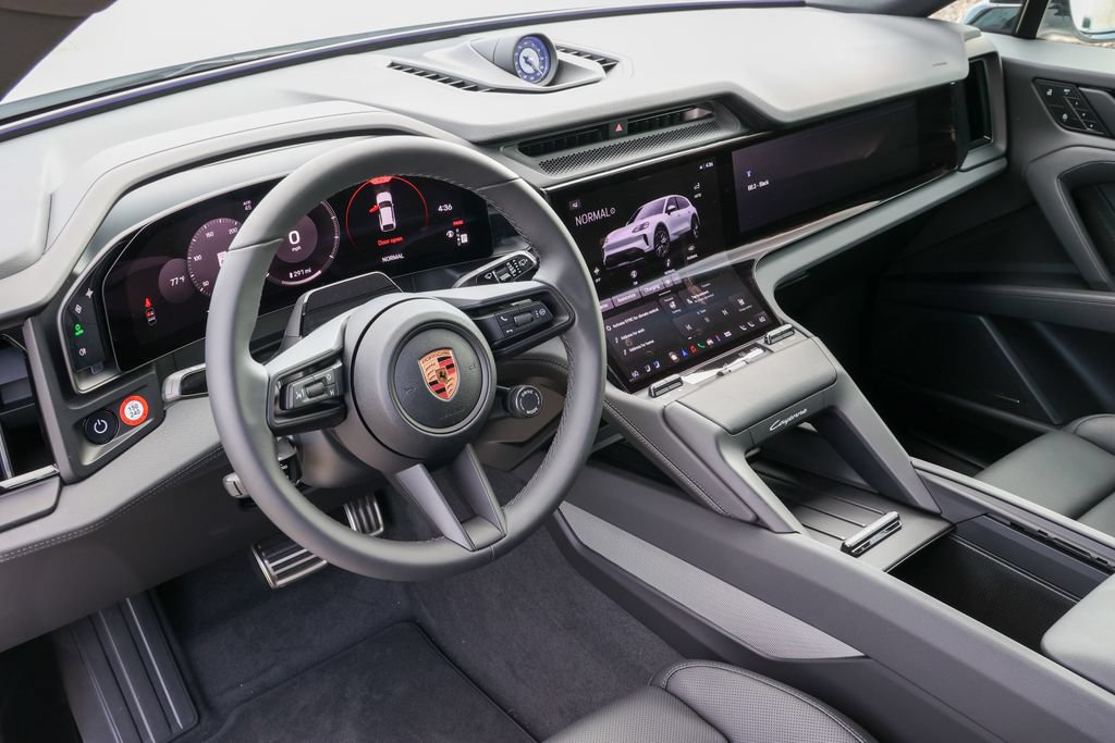 New 2026 Porsche Cayenne Electric AWD/4WD image 4