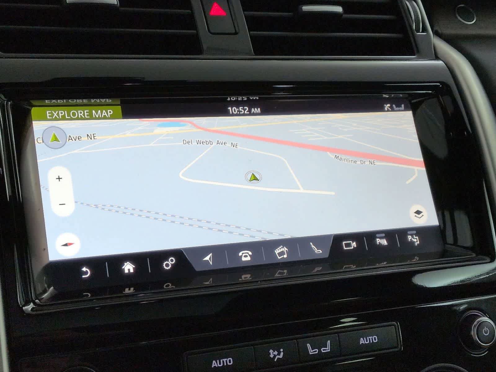 Used 2020 Land Rover Discovery HSE image 29