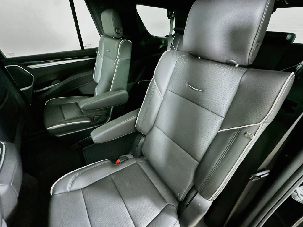 Used 2025 Cadillac Escalade Sport w/ Touring Package AWD/4WD image 31