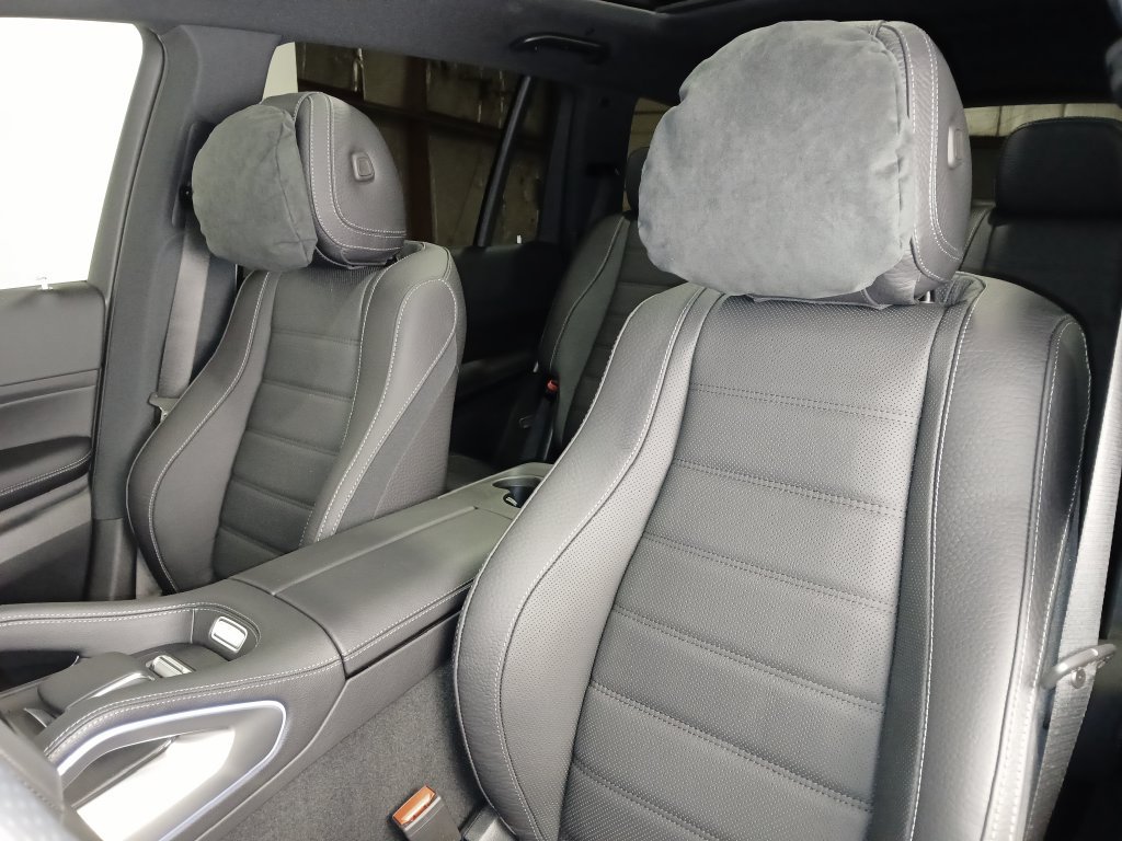 New 2026 Mercedes-Benz GLS 450 4MATIC image 11