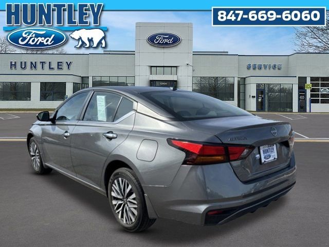 Used 2024 Nissan Altima 2.5 SV AWD/4WD image 4