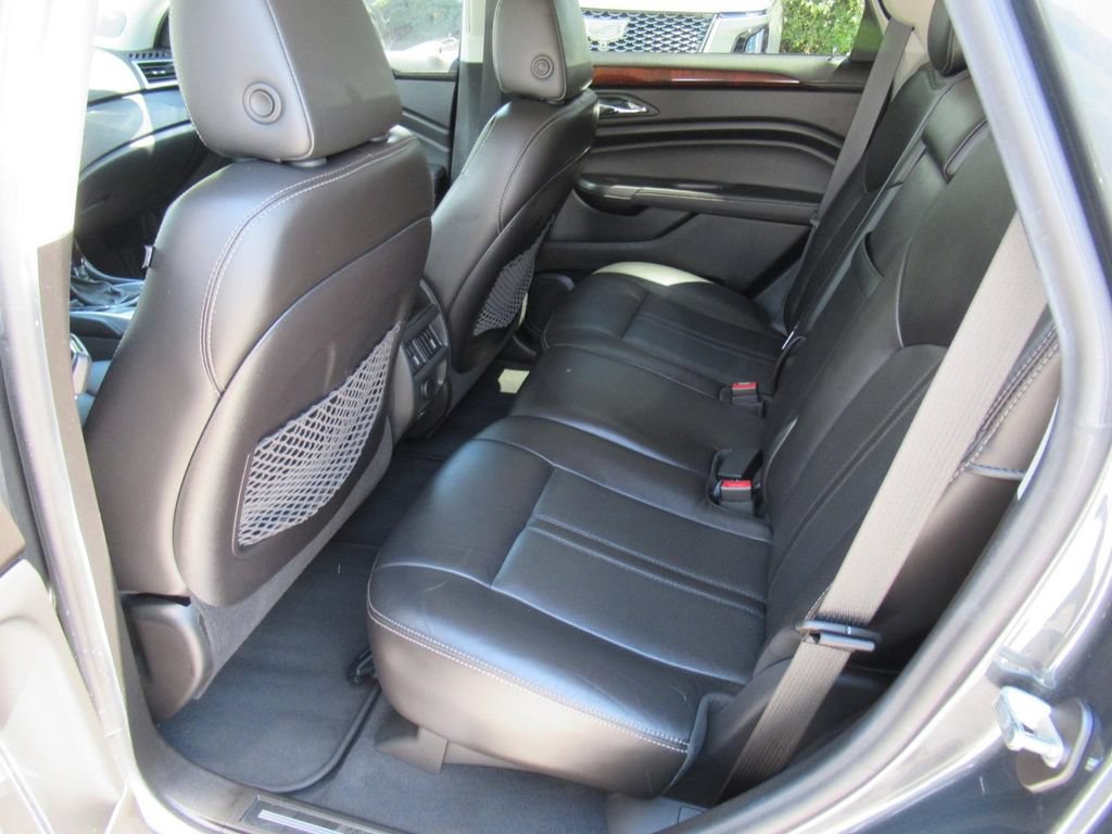 Used 2012 Cadillac SRX Luxury FWD image 32