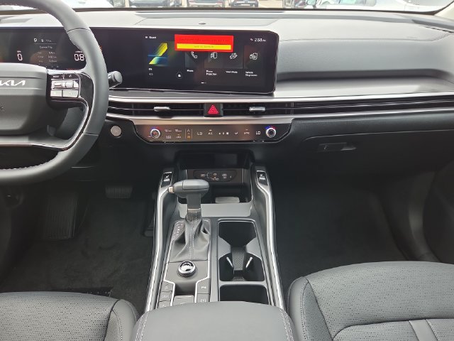 New 2026 Kia Sorento S FWD image 11
