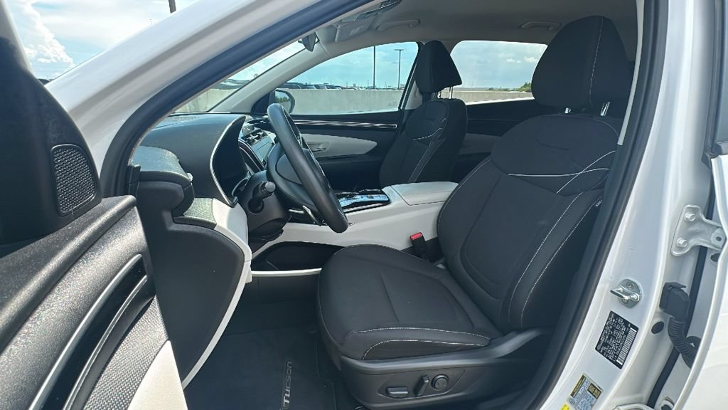 Used 2022 Hyundai Tucson Blue AWD/4WD image 5