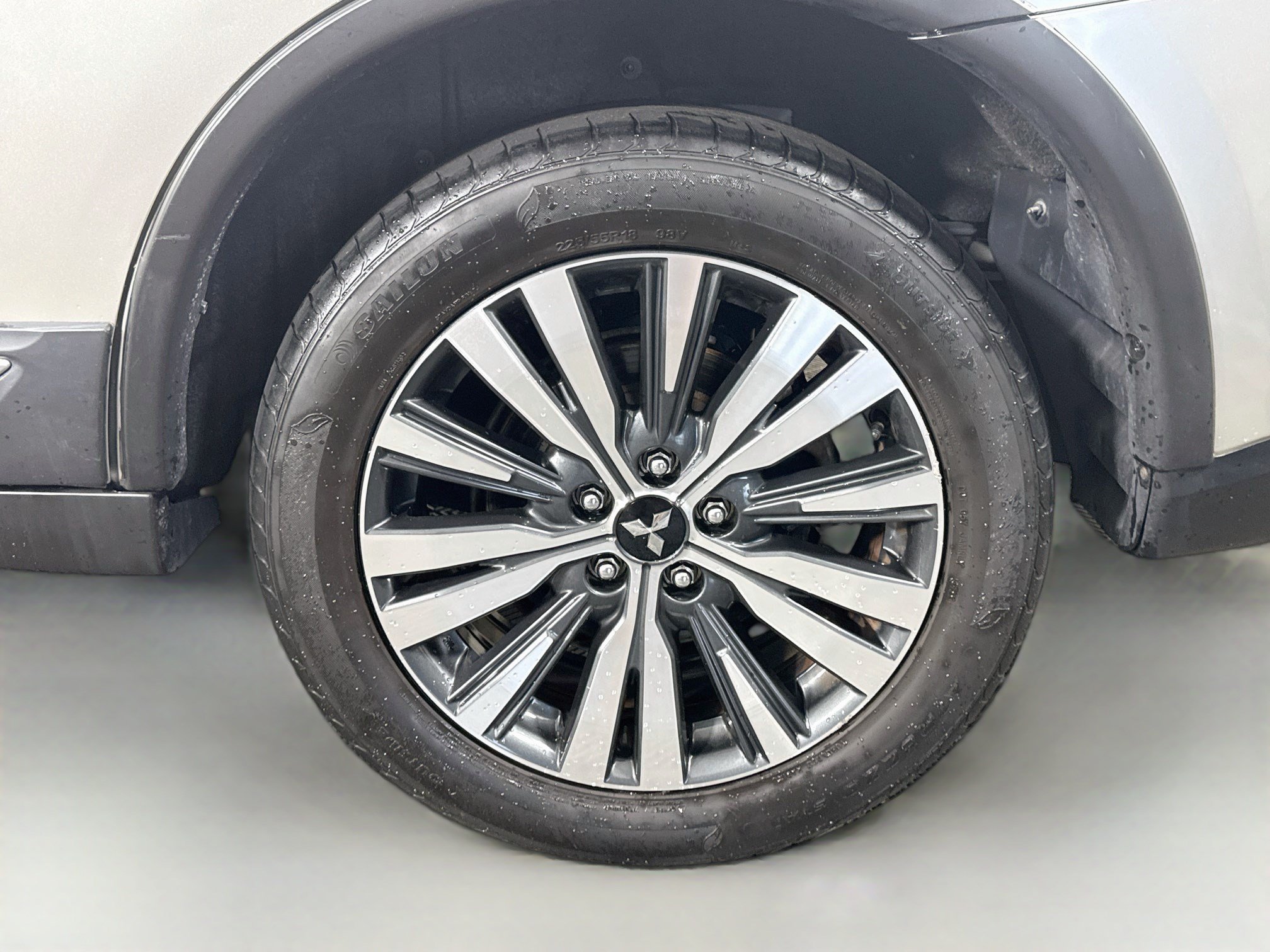 Used 2020 Mitsubishi Outlander LE FWD image 37