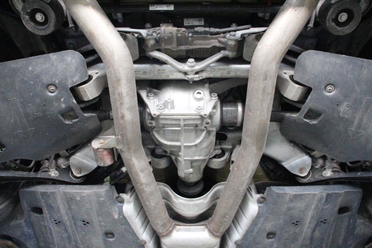 Used 2023 BMW 760i xDrive w/ Executive Package image 97