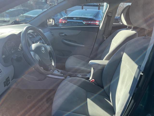 Used 2010 Toyota Corolla LE image 5