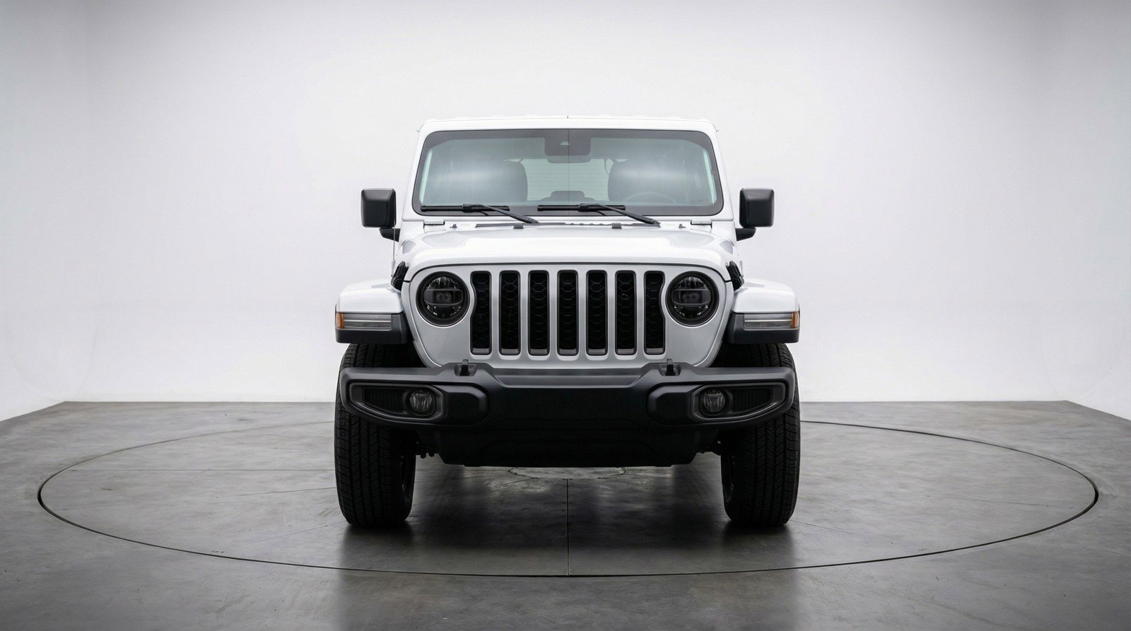 Used 2025 Jeep Wrangler Sahara image 2