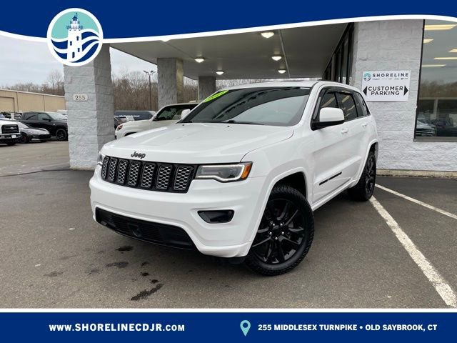 Used 2022 Jeep Grand Cherokee Laredo X image 1