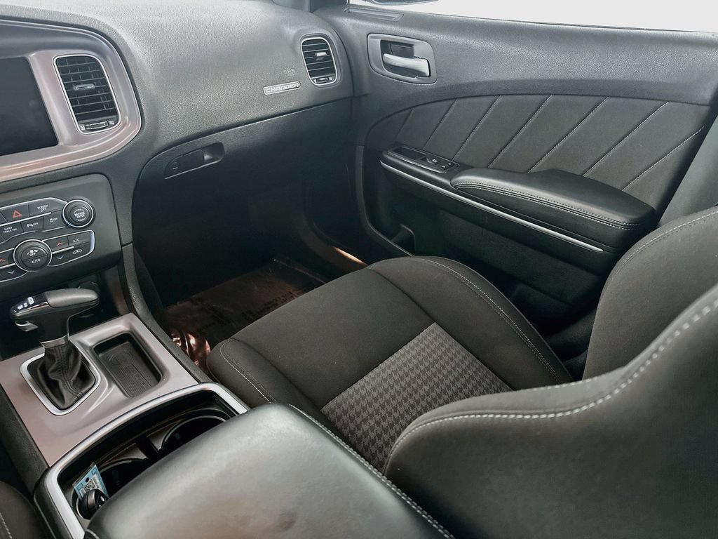 Certified 2023 Dodge Charger R/T w/ Harman/Kardon Audio Group RWD image 33