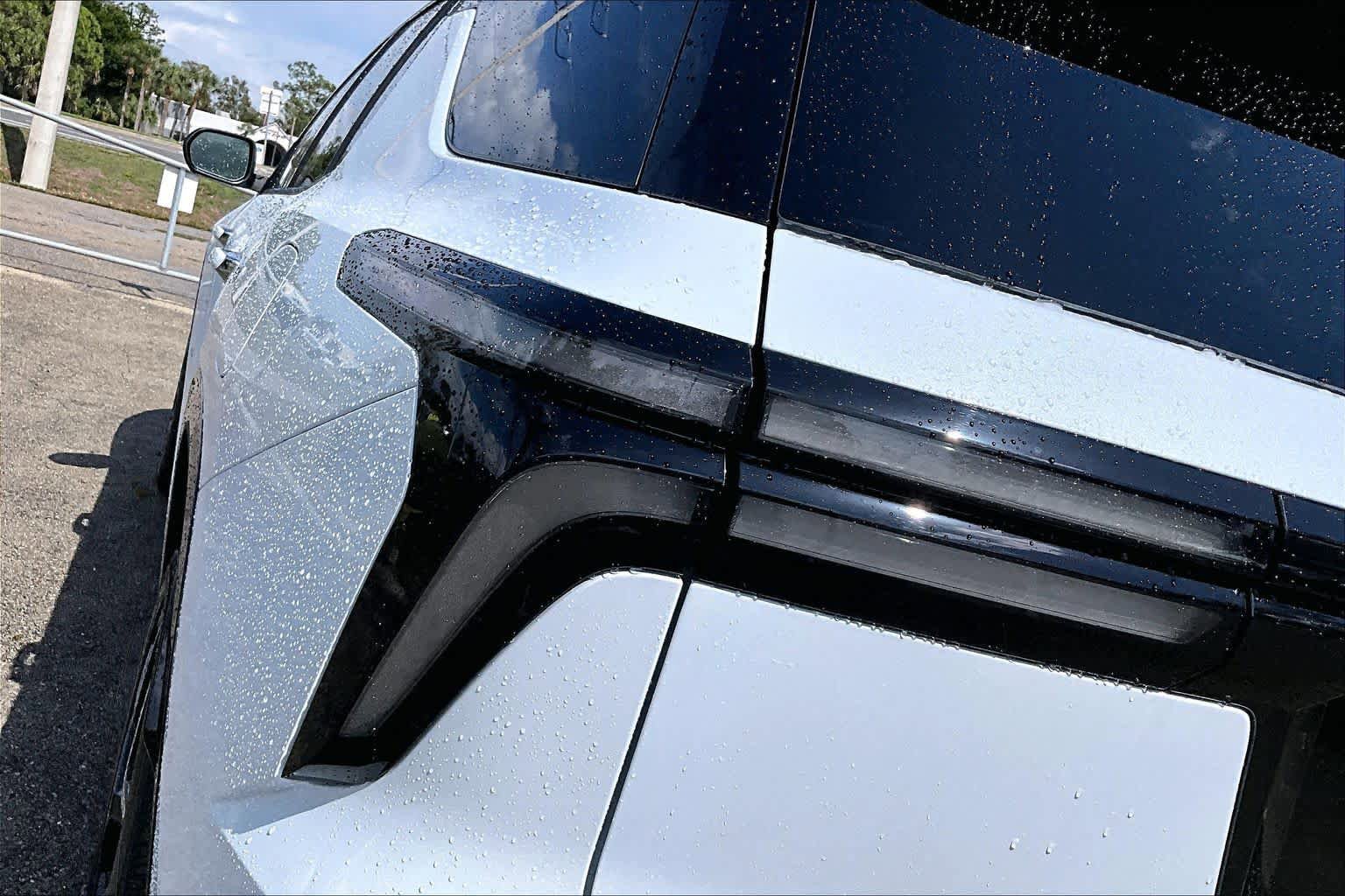 Used 2026 Chevrolet Traverse High Country image 29