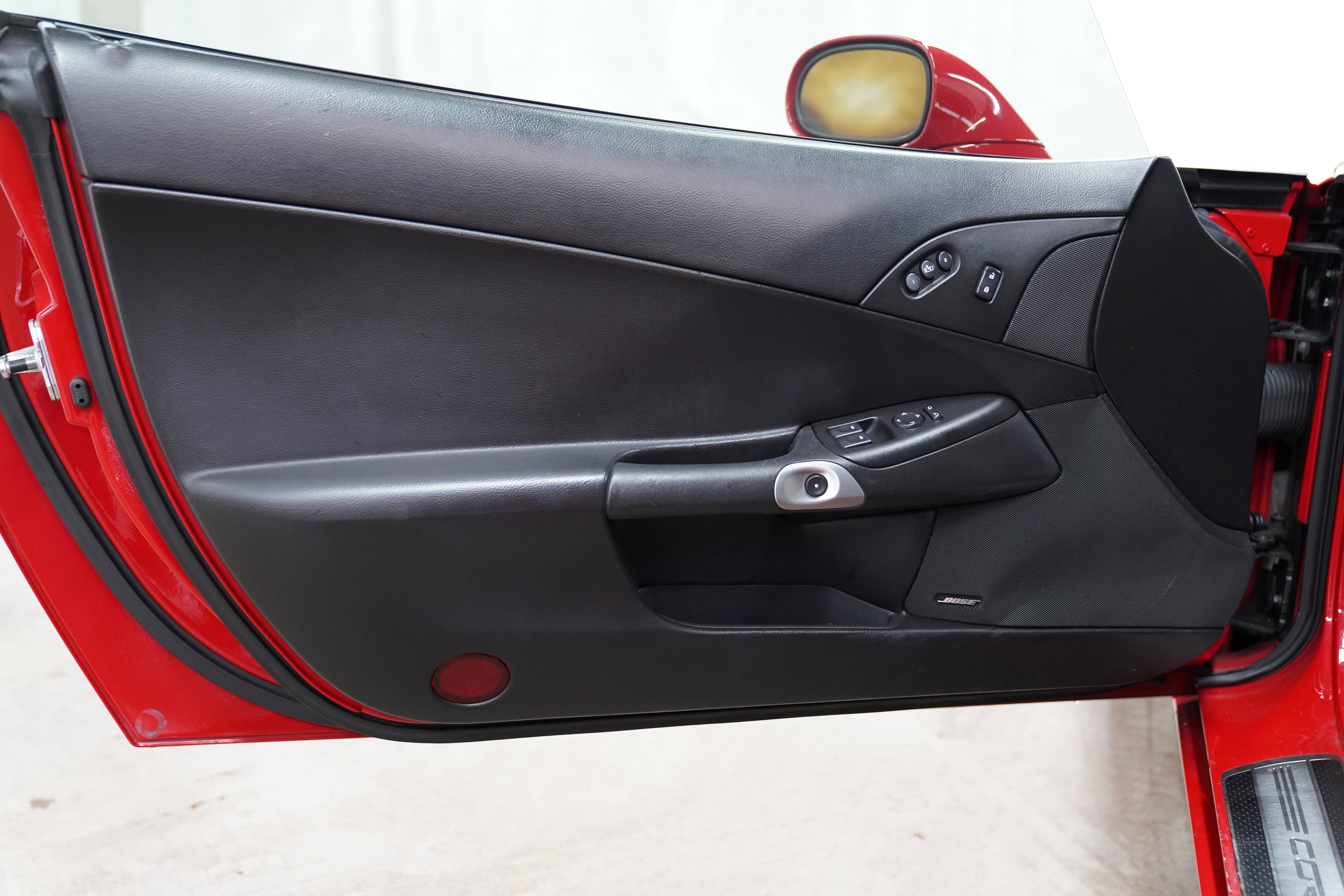 Used 2008 Chevrolet Corvette Z06 w/ Preferred Equipment Group image 13