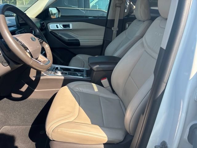 Used 2020 Ford Explorer Platinum w/ Premium Technology Package AWD/4WD image 5