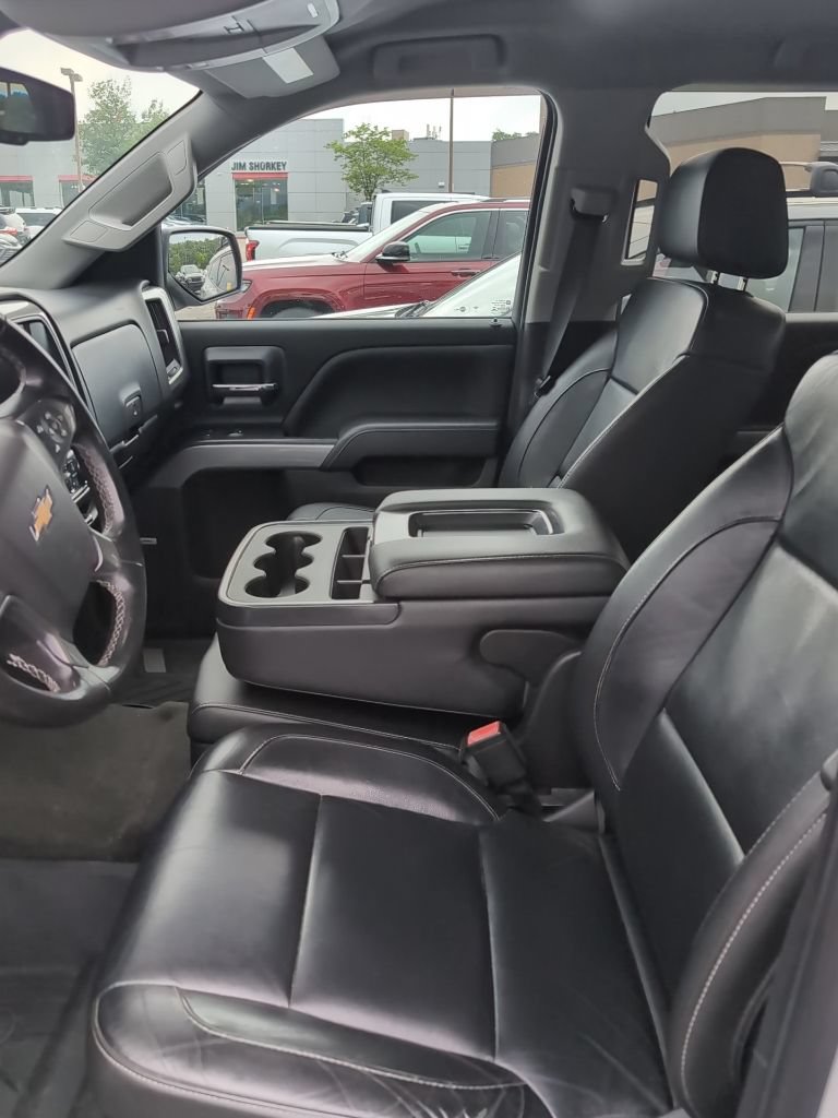 Used 2018 Chevrolet Silverado 1500 LT w/ LPO, Black Pack AWD/4WD image 12